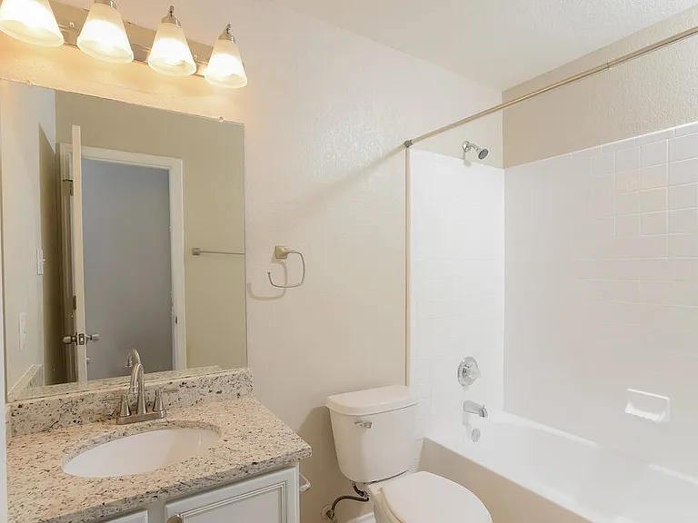 9963 Sunview Pass — Photo 14