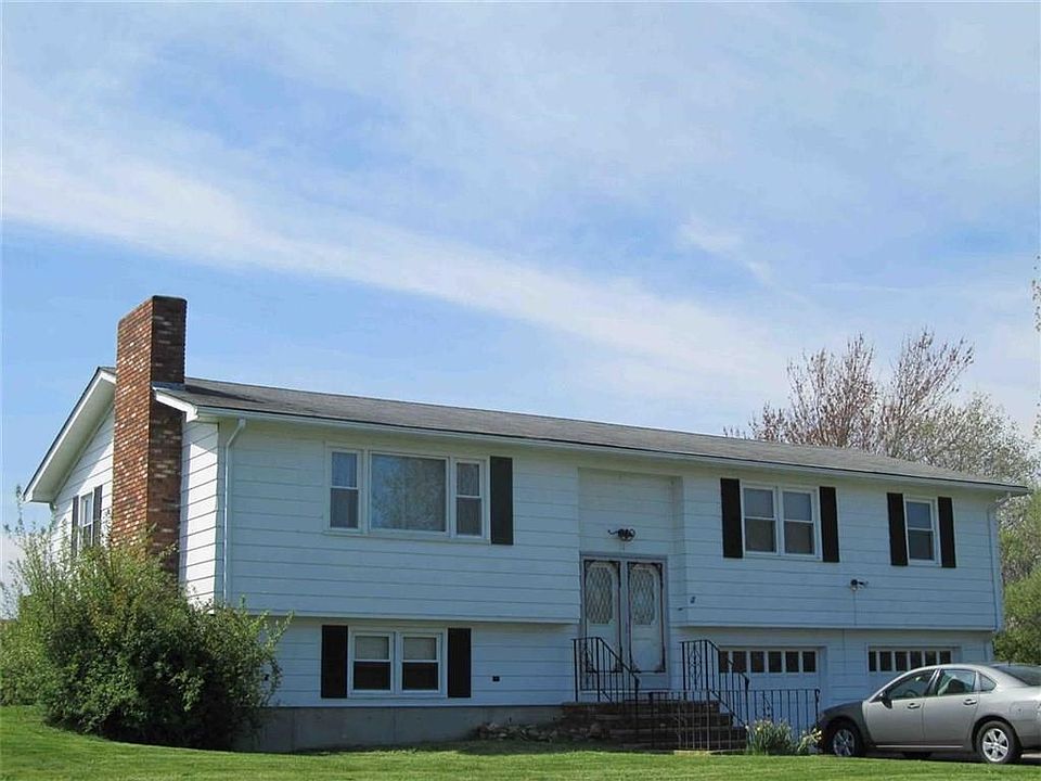 1st image of 14 Ashton Ln