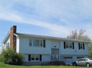 14 Ashton Ln, Narragansett, RI 02882