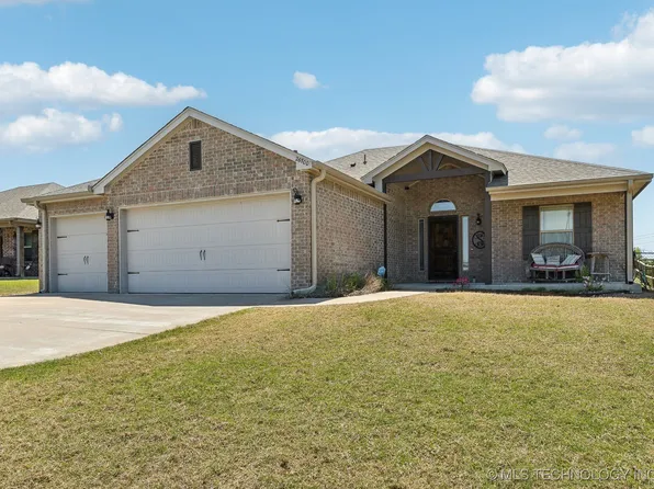26700 E 143rd St S, Coweta, OK 74429