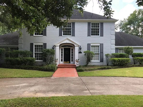 29 Avenue Of The Oaks, Beaumont, TX 77707