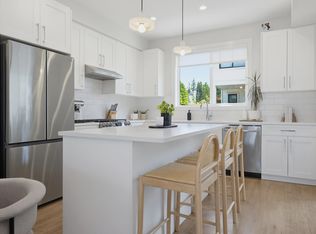 1871 165a St #8, Surrey, BC V3Z 9N3