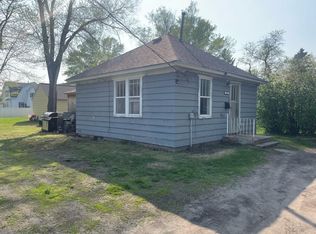 243 5th St SW, Perham, MN 56573