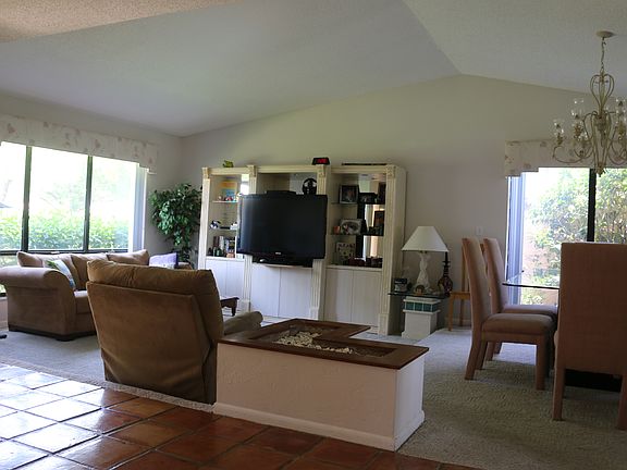3rd image of 1528 NW 111th Ave