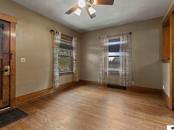 5th image of 1400 Plum St