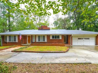 127 Penny Rd, High Point, NC 27260