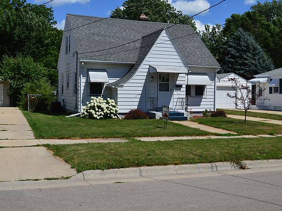 3rd image of 728 Cornelia St