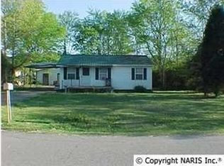 108 Nichols Ave, Rainbow City, AL 35906