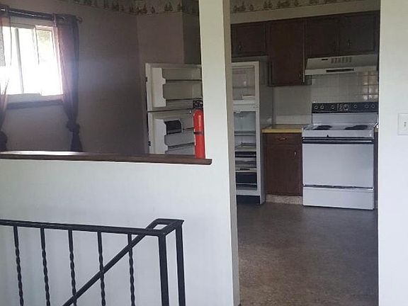 2nd image of 1412 Spartan Ave