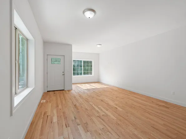 1372 Forest Hill Road image 6 of 28