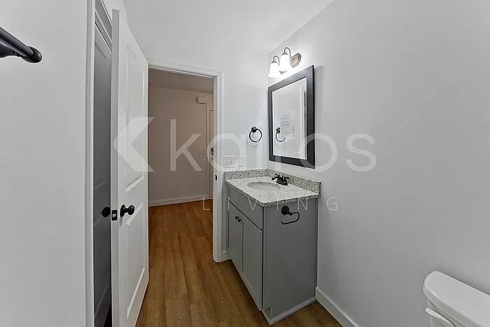 142 Hughes Dr — Photo 12