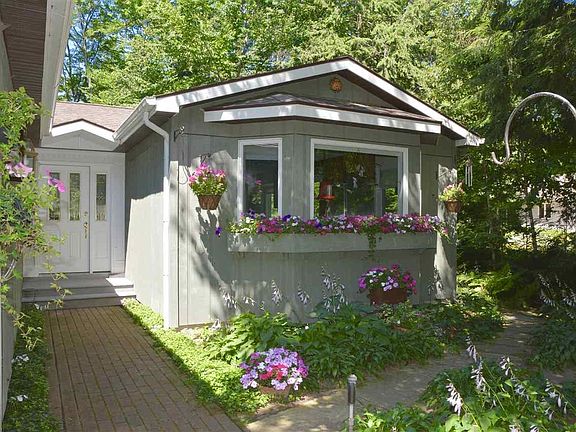 2nd image of 15600 E Cherry Park Dr