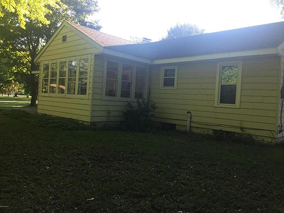 3rd image of 206 Lincoln Ave