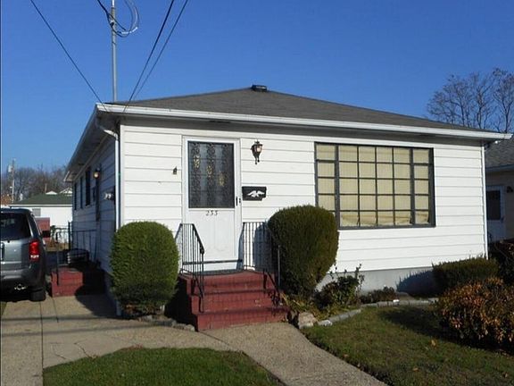 2nd image of 233 Midland Ave