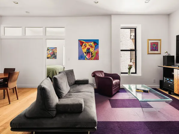 23 East 10th Street image 1 of 12