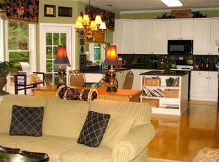 4260 Canterbury Walk Dr, Duluth, GA 30097