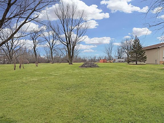 4th image of 1765 Glenwood Dyer Rd