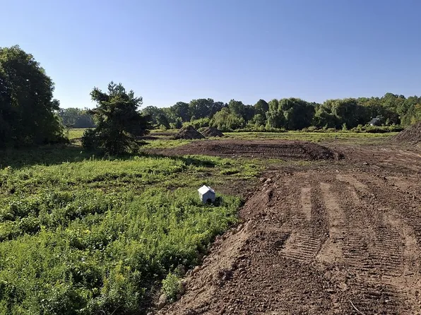 35 Gallup Rd, Brockport, NY 14420