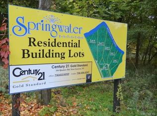 372 N Davis Rd, Elma, NY 14059