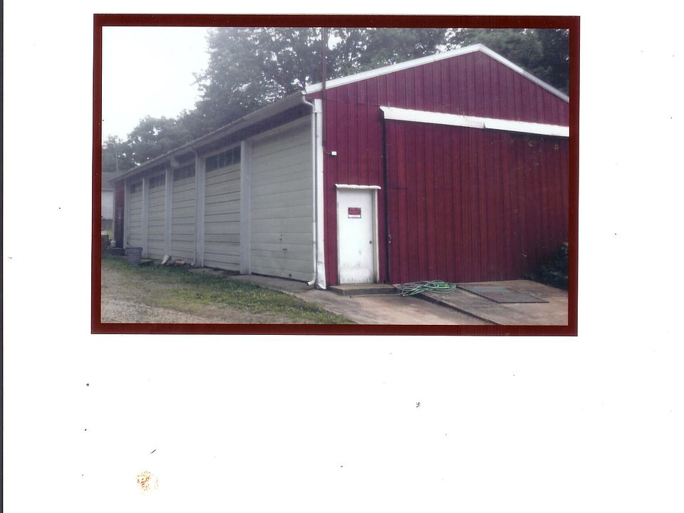 2nd image of 5001 Lefferson Rd