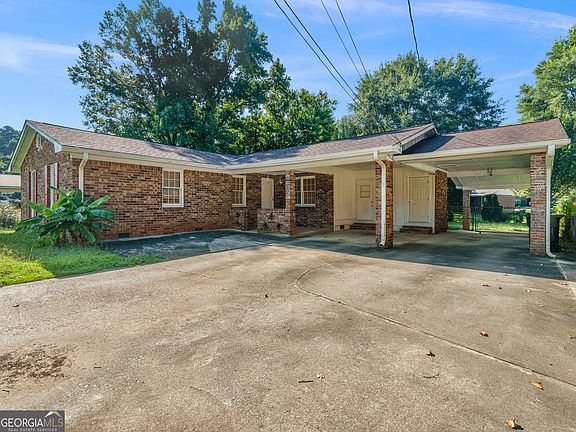 2nd image of 242 Lake Jodeco Rd