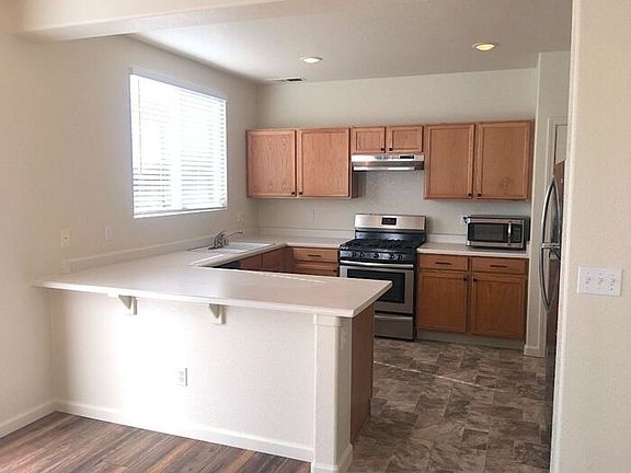 3rd image of 1335 Loma Verde Dr