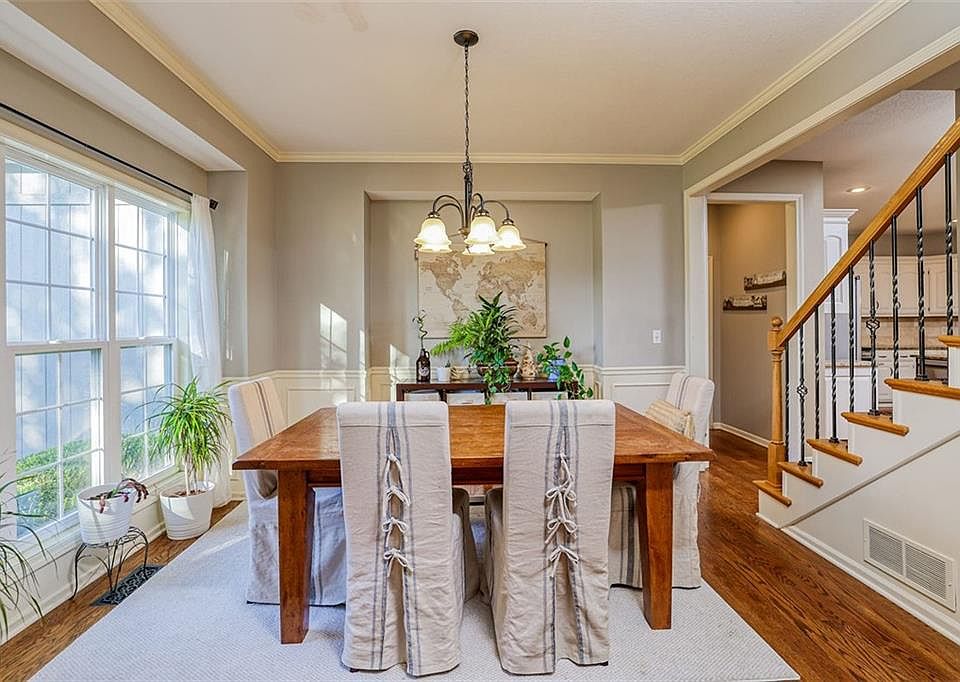 4759 Quivira Dr, Shawnee, KS 66216 Zillow