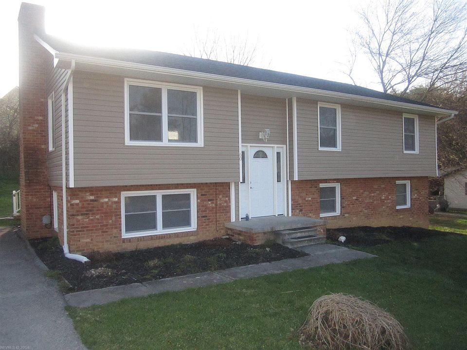 1st image of 60 Henley Dr