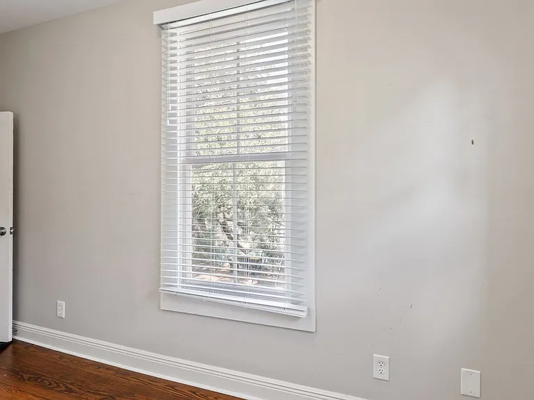 1312 Lincoln St — Photo 16