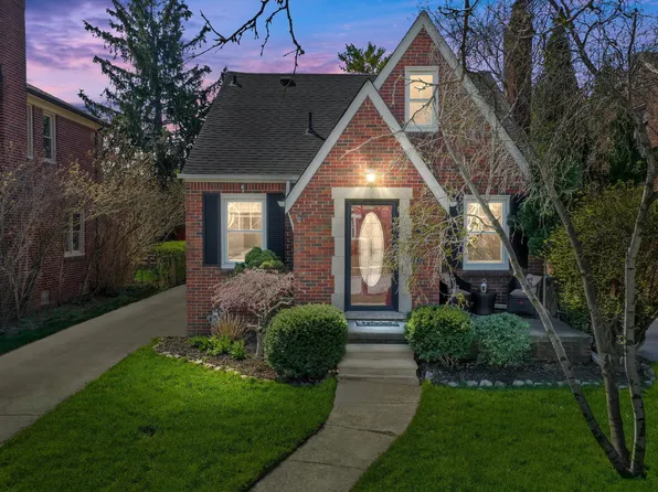 23111 Arlington St, Dearborn, MI 48128