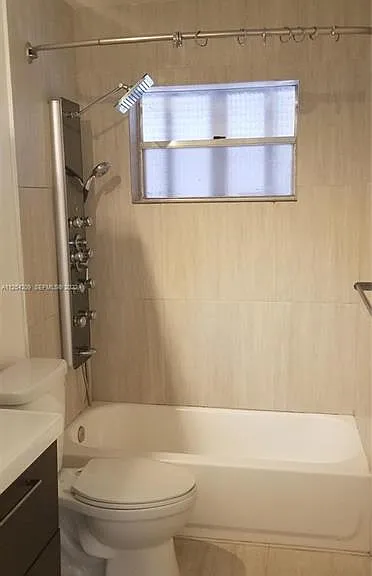 5170 SW 40th Ave #8E — Photo 11