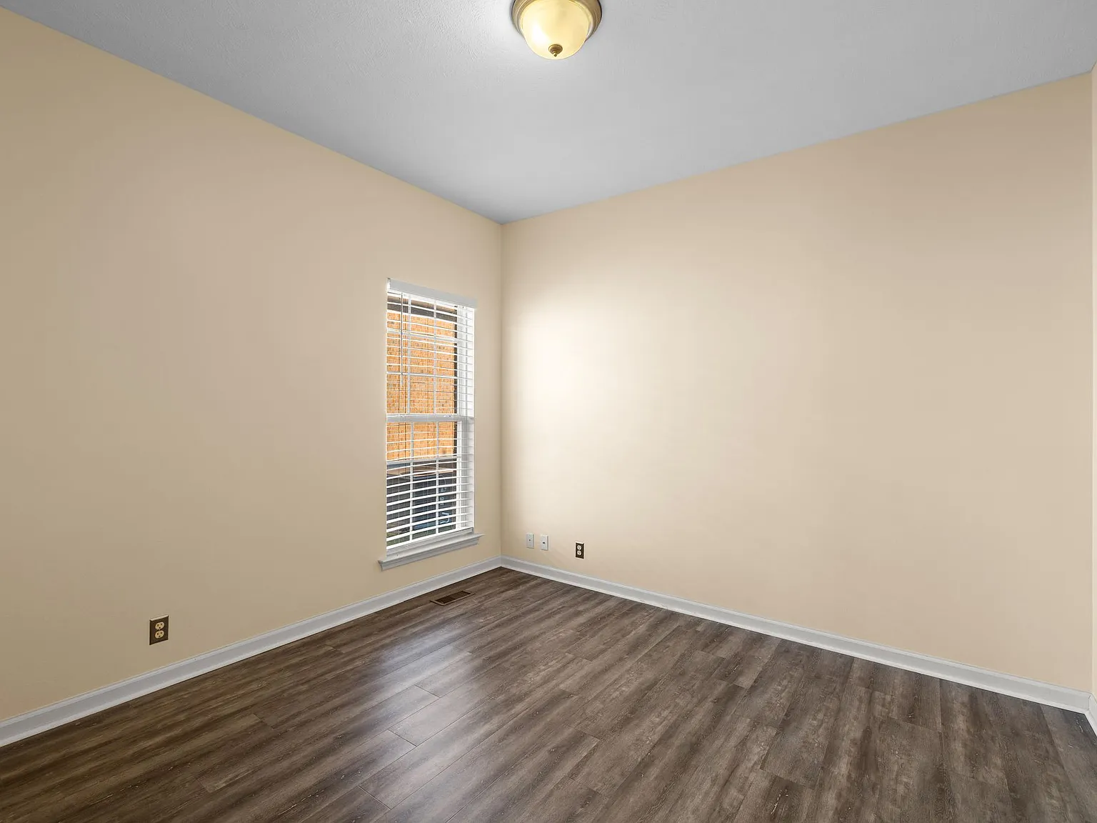 7057 Sugarplum Rd — Photo 3