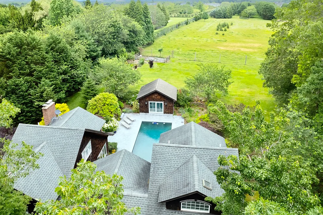 Unparalleled Views & A Hampton's Style Escape — Photo 3