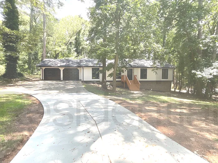 512 Raven Springs Trl — Photo 1