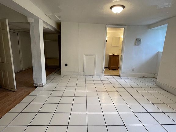 5th image of 4908 Germantown Ave #11