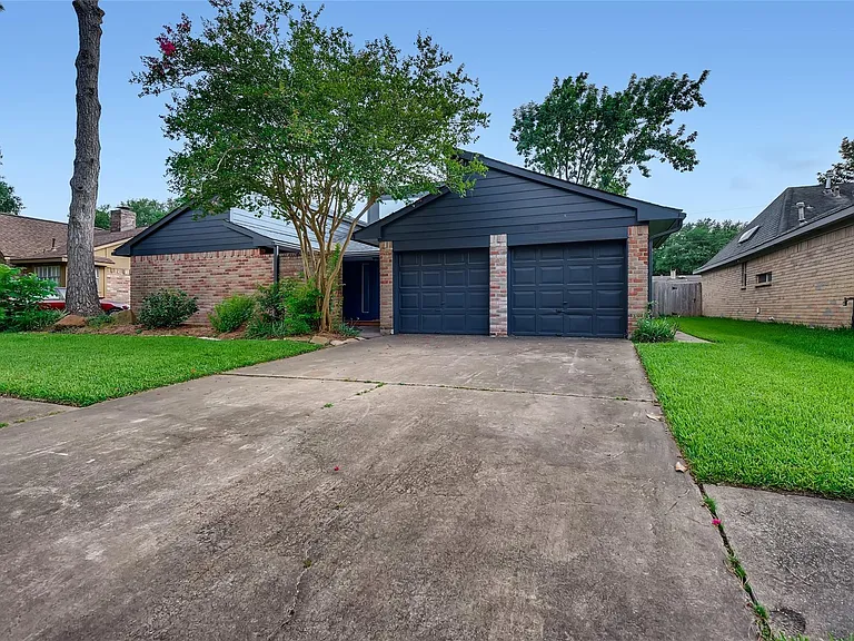 946 Mesa Terrace Dr — Photo 23