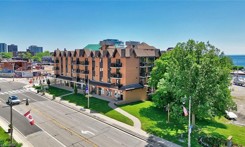 1st image of 102 Bronte Rd #303