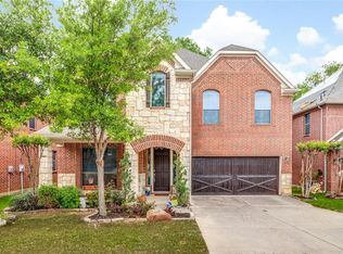 1012 Texas Star Ct, Euless, TX 76040