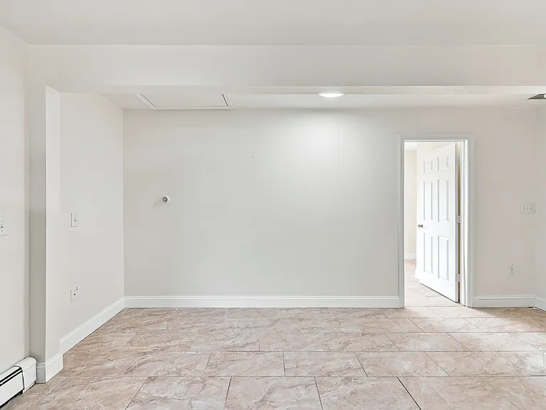 805 W New York Ave — Photo 20