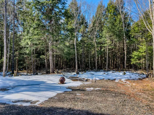 Hirtle Rd, Lunenburg, NS B0J