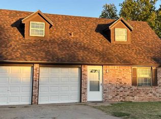 2719 NW 75th St, Lawton, OK 73505