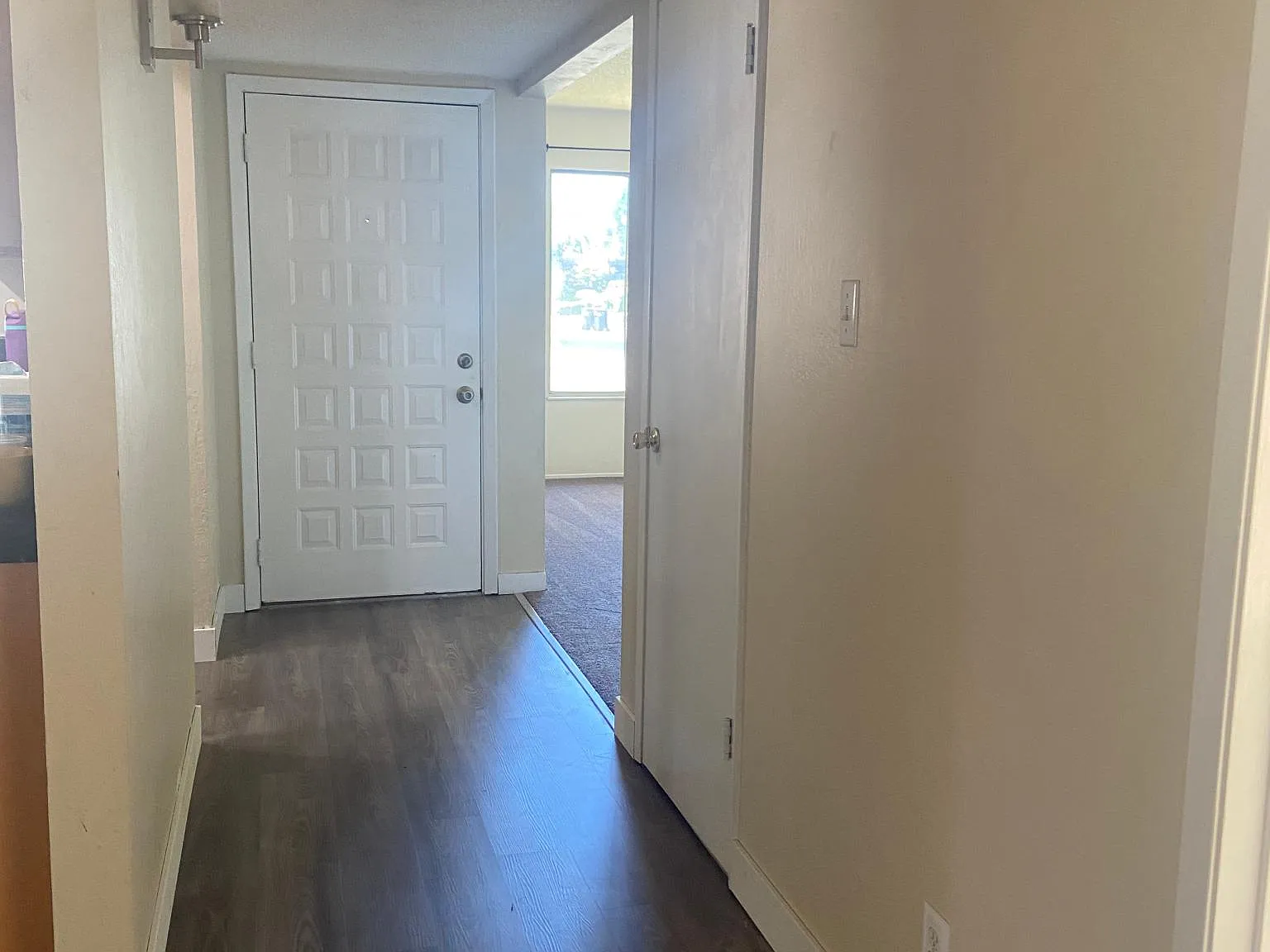 8547 La Riviera Drive — Photo 2