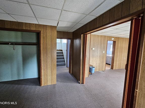 5th image of 376 Spring St