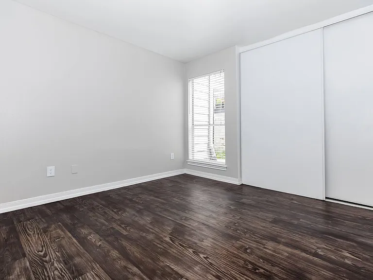 Bayou Park Apartments — Photo 77