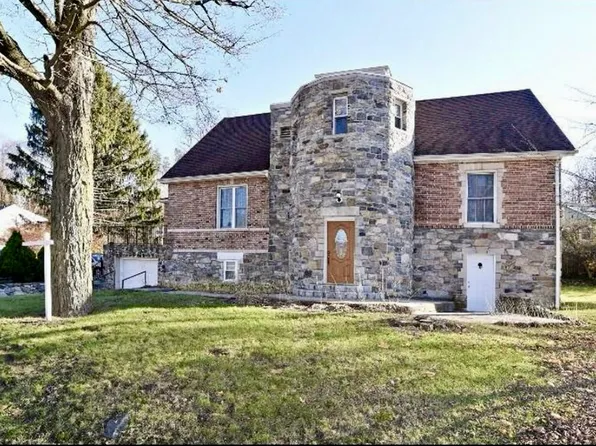 2 Hollowbrook Pl #1, Cortlandt Manor, NY 10567