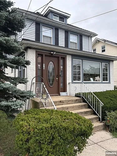 16 Sidney Ave #2 Photo 1