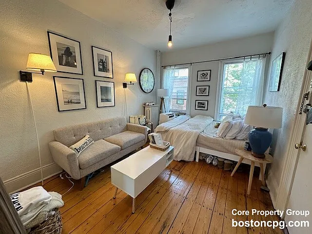 19 S Russell St #7 — Photo 4
