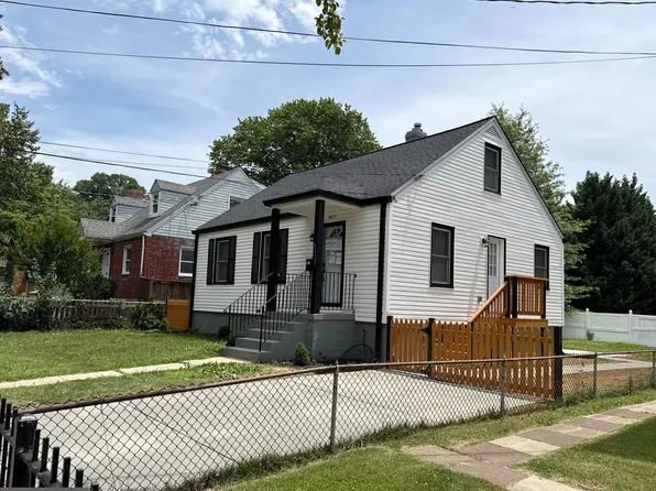 5633 Jamestown Rd, Hyattsville, MD 20782