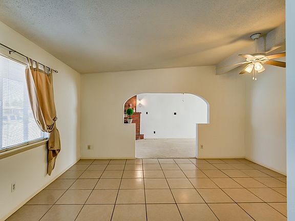 5th image of 1150 Encino Ave