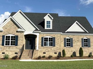 1665 S Old Carriage Rd, Rocky Mount, NC 27804